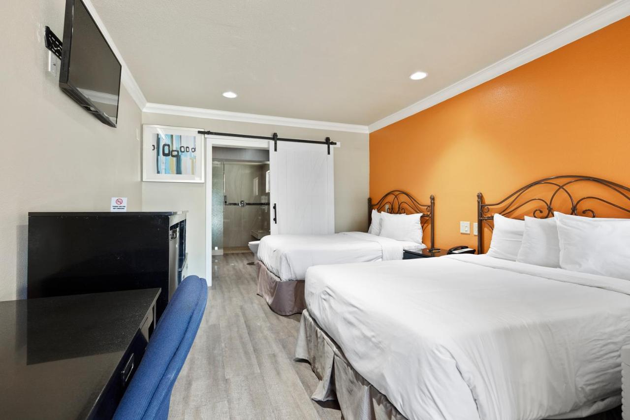 Le Blanc Inn & Suites El Monte Exterior photo